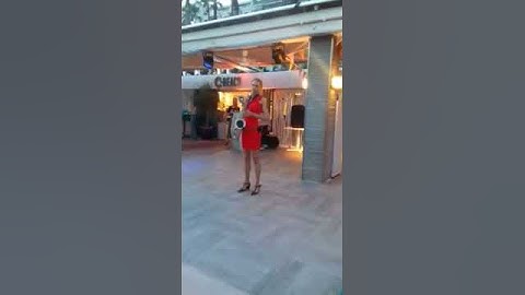 Thumbnail of DJ Lisa & Sax Naomi Adriaansz
