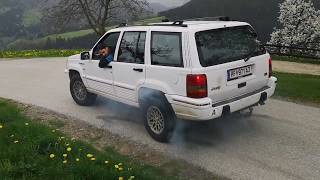 Jeep Grand Cherokee ZJ 5.2 V8 Burnout