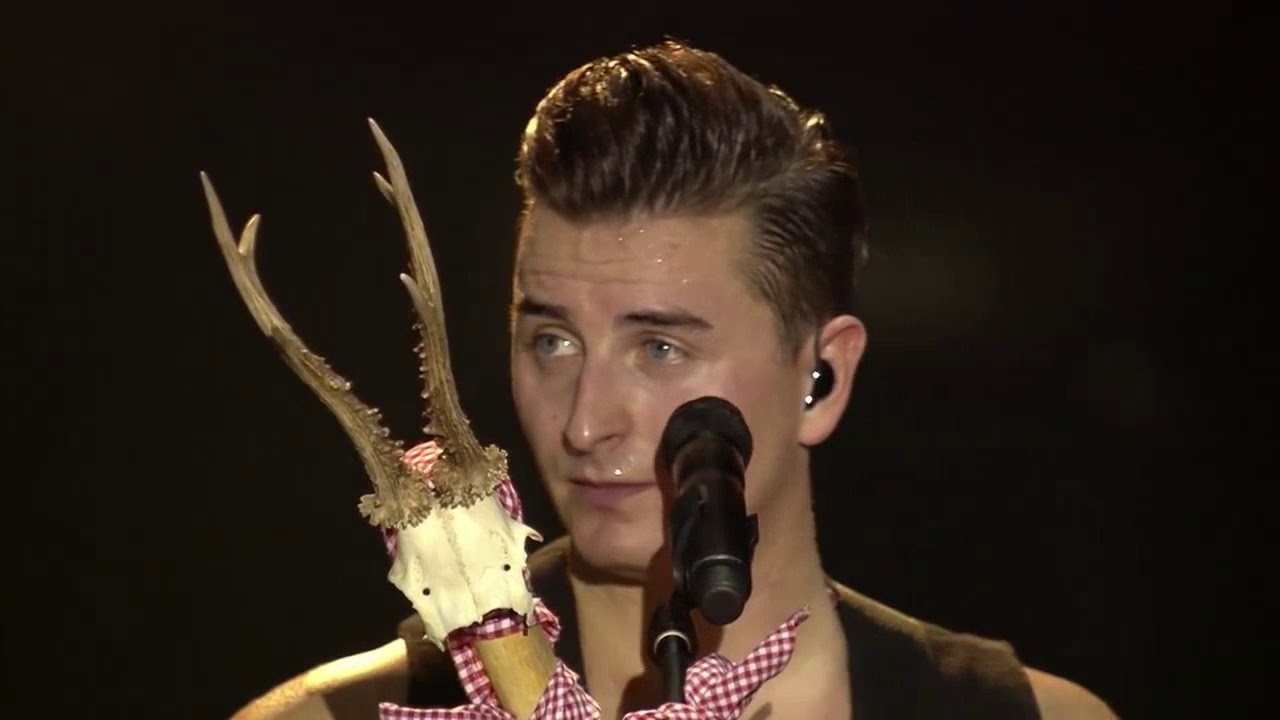 Andreas Gabalier Amoi Seg Ma Uns Wieder Bedeutung Andreas Gabalier Amoi seg' ma uns wieder - YouTube