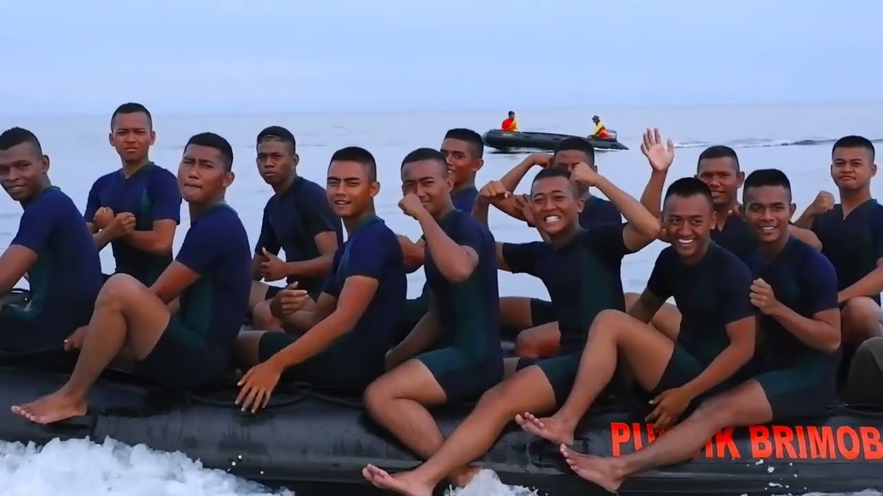 RENANG LAUT DIKTUK BA BRIMOB ANGK. 26 T.A. 2022 BATALYON A