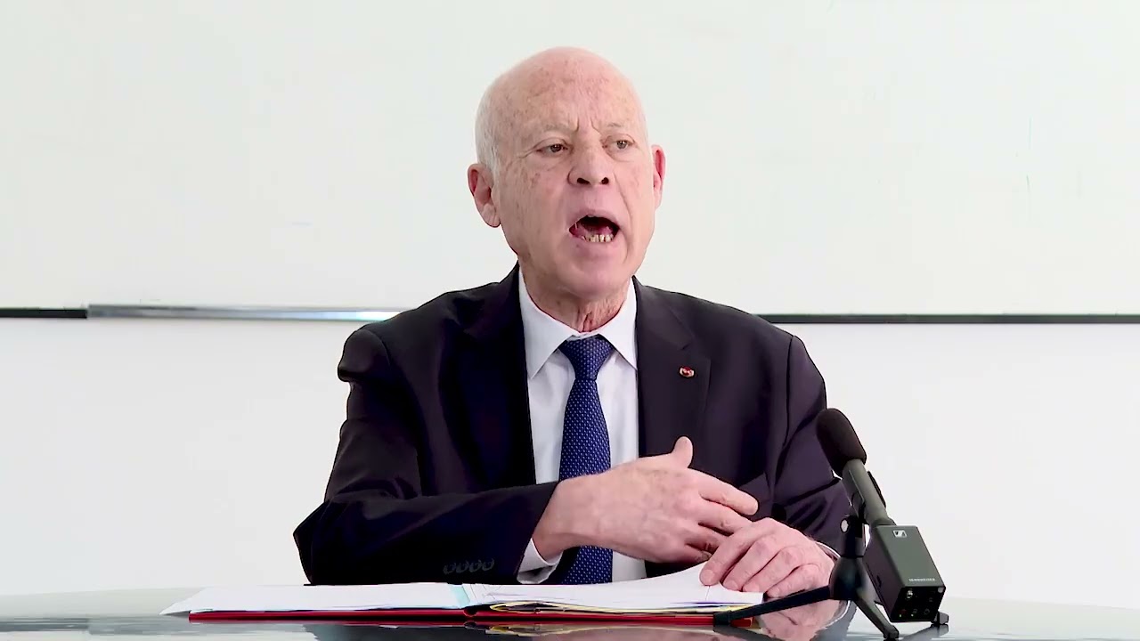 زيارة رئيس الجمهورية قيس سعيّد إلى شركة اللّحوم بالورديّة وسوق باب الفلّة بالعاصمة