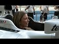 Prove di pit-stop per Federica Masolin col team Haas F1 | Abu Dhabi 2016