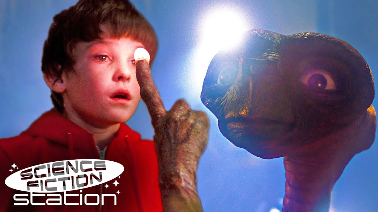 Bicycle Chase | E.T. The Extra-Terrestrial | Science Fiction Station