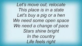 Saint Etienne - Relocate Lyrics