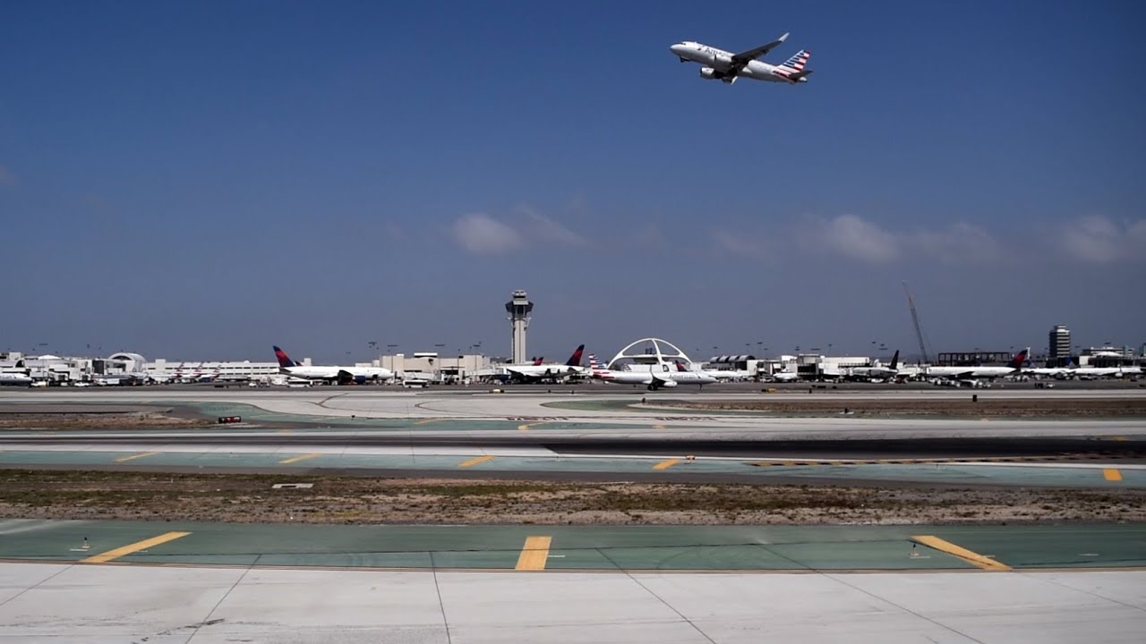 airbus a220 Air NZ 777-300ER ✈ AKL-LAX ✈ Inflight Takeoff and Landing