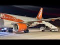 Easyjet airbus a320 taking off from paris orly