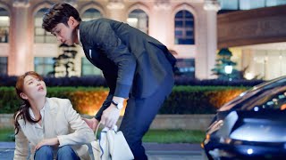 Download Lagu Divorced wife drinks alone, passing CEO falls for her, takes her home MP3 Download Lagu Divorced wife drinks alone, passing CEO falls for her, takes her home MP3