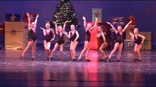 "Christmas Time In Tinsel Town"