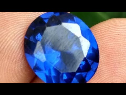 Batu Blue safir srilanka ini , harga nya bisa mencapai puluhan juta rupiah... 