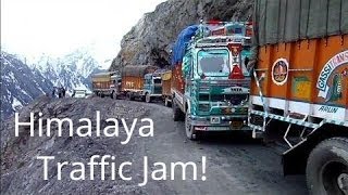 India Travel: Insane Himalaya Mountains traffic jam!