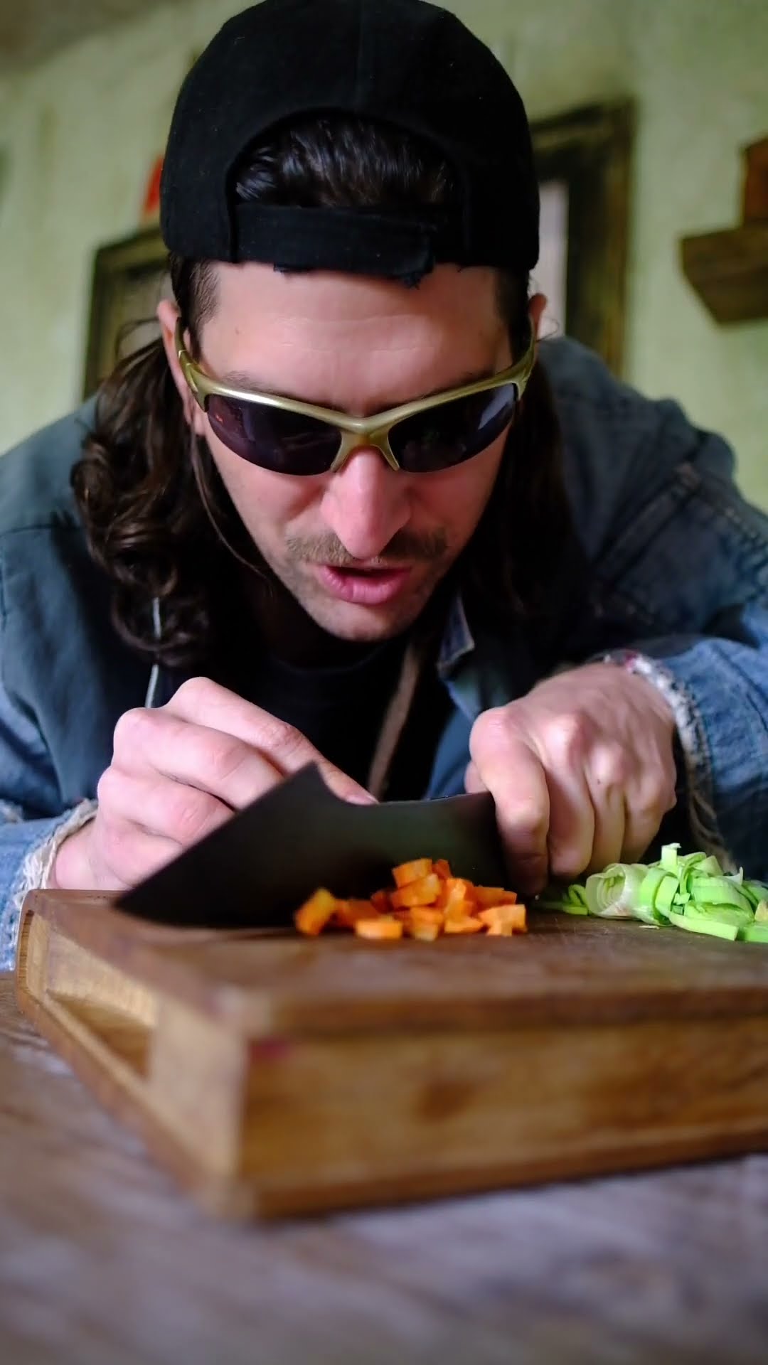 eigenes Süppchen kochen mit Eierstich #bio #investment - YouTube