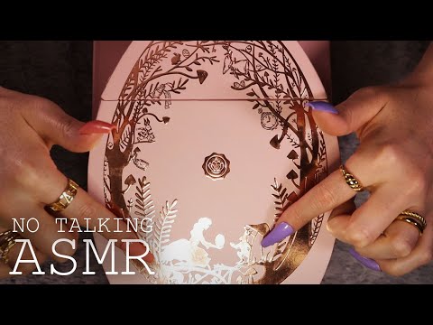 ASMR The Easter Glossybox box is back (🎧 NO TALKING | Tracing, scratching & light tapping)