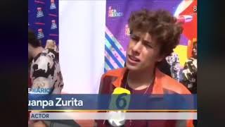 Juanpa Zurita cantando