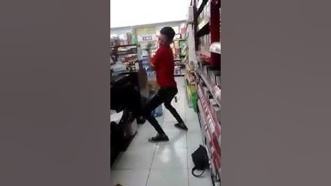 Goyang karyawan Alfamart