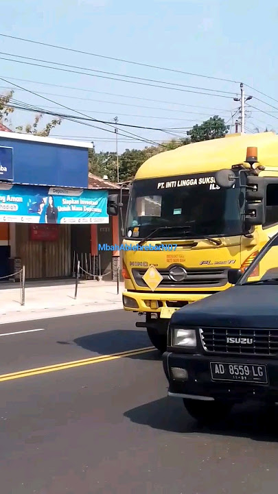 Hino 500 PT inti lingga sukses