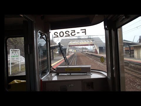 トンネルを抜けて朝里駅に到着する函館本線上り721系の前面展望