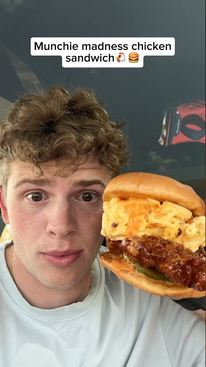 Eating Chick-fil-a new chicken sandwich food hack!