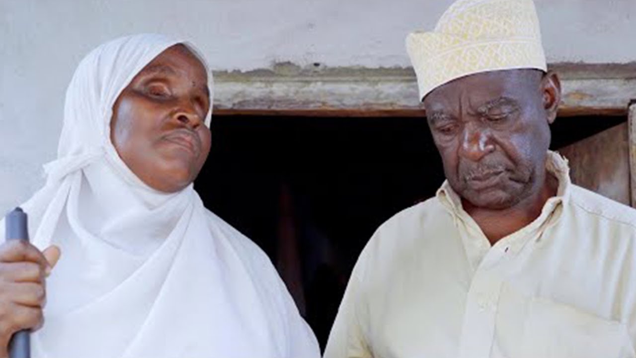 Umugore Wanjye Ntazi Isura Yanjye Nanjye Simuzi | Twahuye twese tutabona : INKURU YURUKUNDO ITANGAJE