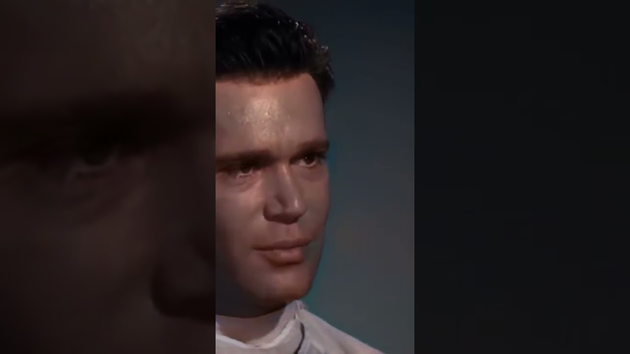 👋 Slap 🎬 Hands of a Stranger (1962) 