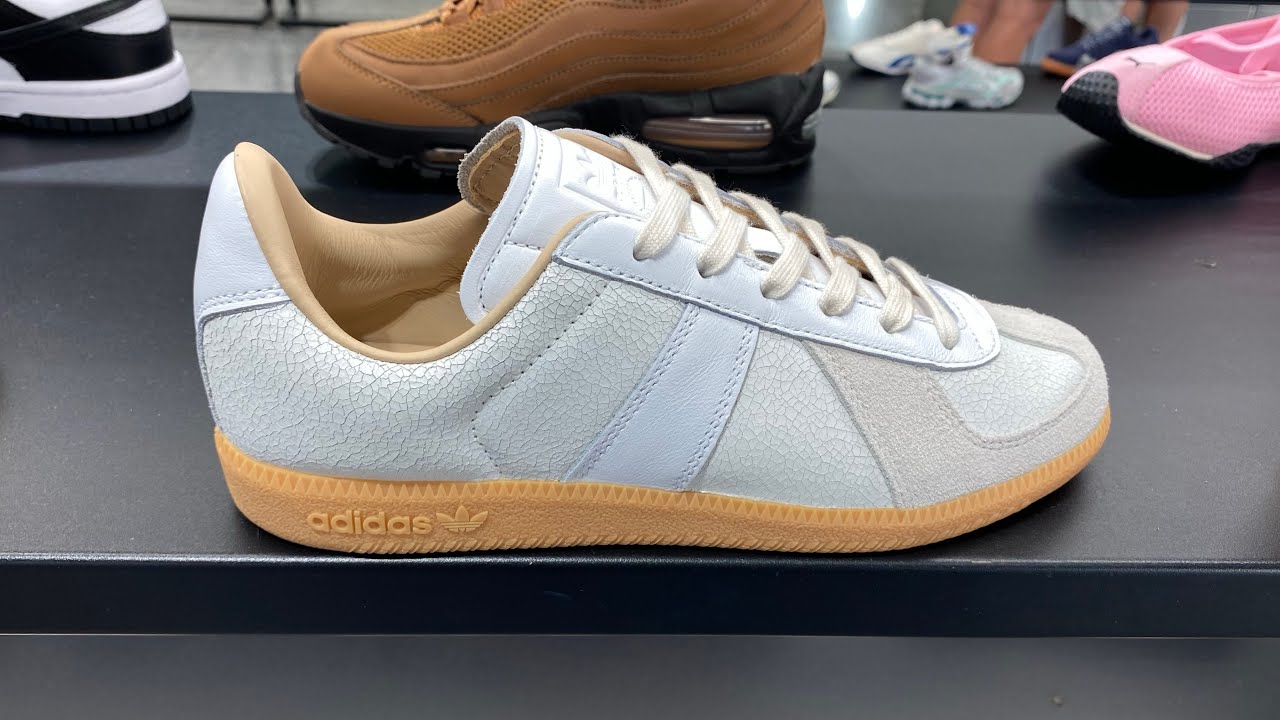Adidas BW Army Lux (Cloud White/ Cloud White/ Gum) - Style Code