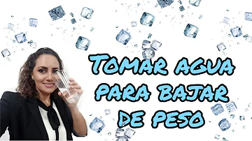 ¿Cómo es mejor tomar agua para bajar de peso?