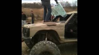 How to drive a roll over jeep