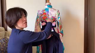 卒園式に。｢7歳女児、袴の着付け｣