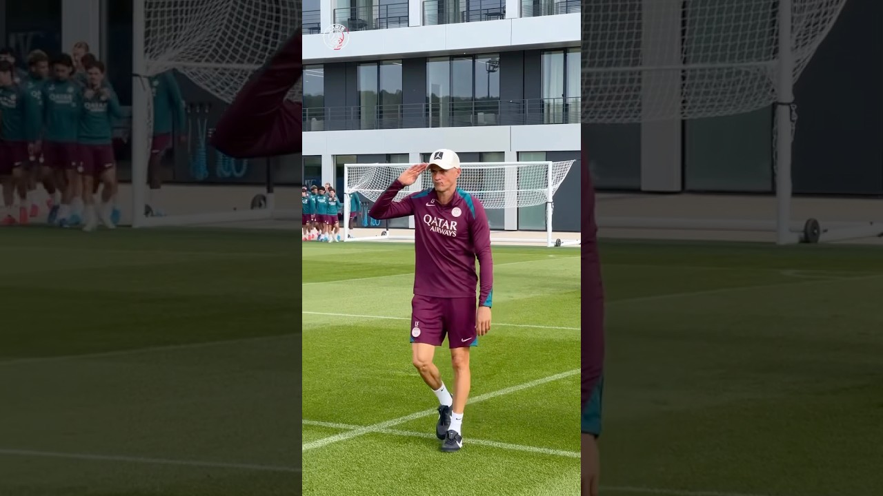 👋 « Bonjour messieurs » 😄 #psg #ucl #championsleague