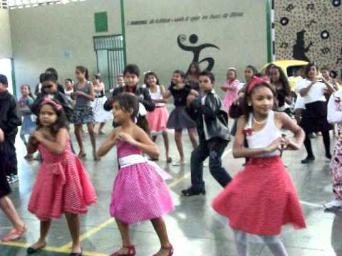 banho de lua.baile dos anos 60 da escola paschoal comanducci 16/06/2011 ...