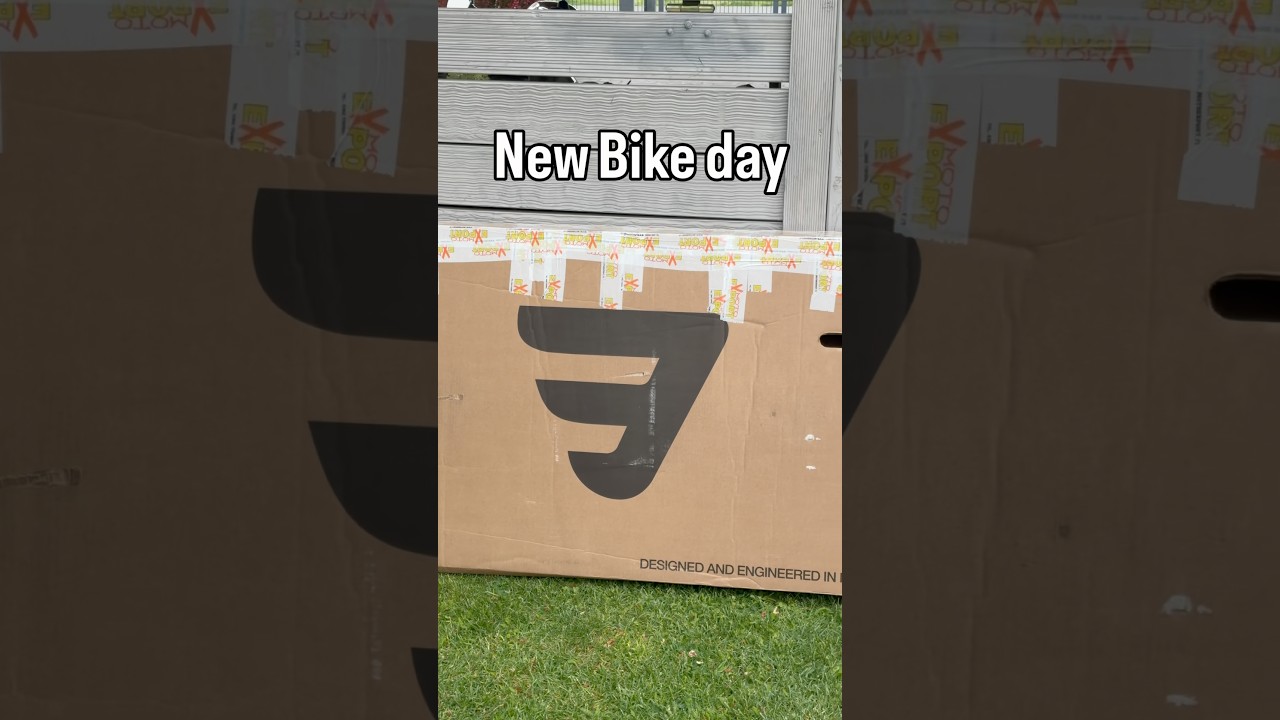 MY NEW BIKE + BRAKELESS TUTORIAL ANNOUNCEMENT 🤩 #automobile #bike #mtb #bikelife #bmxplus #downhill