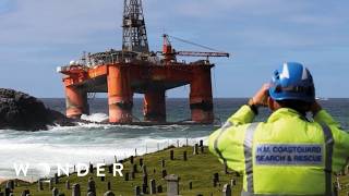 Removing A 17,000-Ton Monster Crashed Into Britain