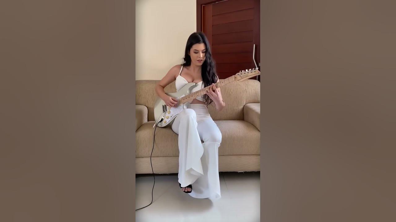 Sultans of Swing - Larissa Liveir #guitar #guitarsolo #guitargirl #guitarcover