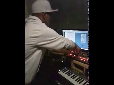Siphe Tebeka Live Set Practice