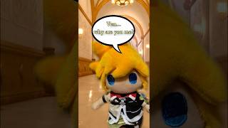 Roxas and Ventus switch bodies… but it’s plushies! #kingdomhearts