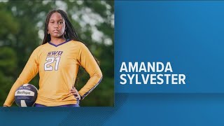 15-year-old volleyball player dies after 40 minute wait for ambulance