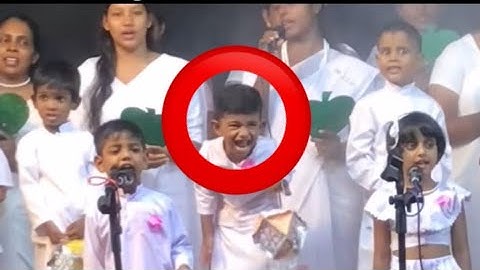බක්ති ගීත හෑම 😂හිනා කාලා මැරෙනවා #sl #trending #athal #viralvideo  #singer #singing #funny #comedy