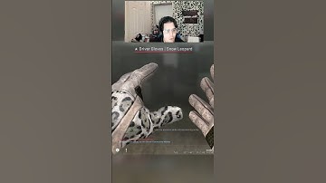 FIRST GLOVE UNBOXING ON CSGO! 🔥#shorts