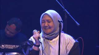 Disebalik sejuta wajah - Metalingkup