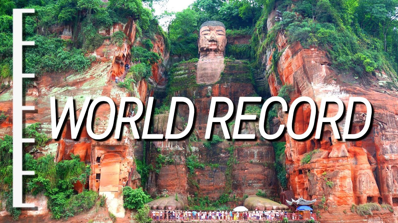 La statua di Buddha di pietra più grande del mondo è in Sichuan! vlog Cina fai da te. Leshan ed Emei