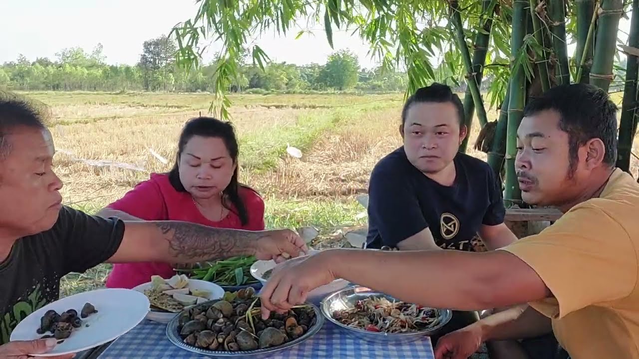 แกงดอกขี้เหล็กแม่กับพ่อได้ชิมถึงกับอึ้งของอร่อยที่มีให้กินในฤดูนี้