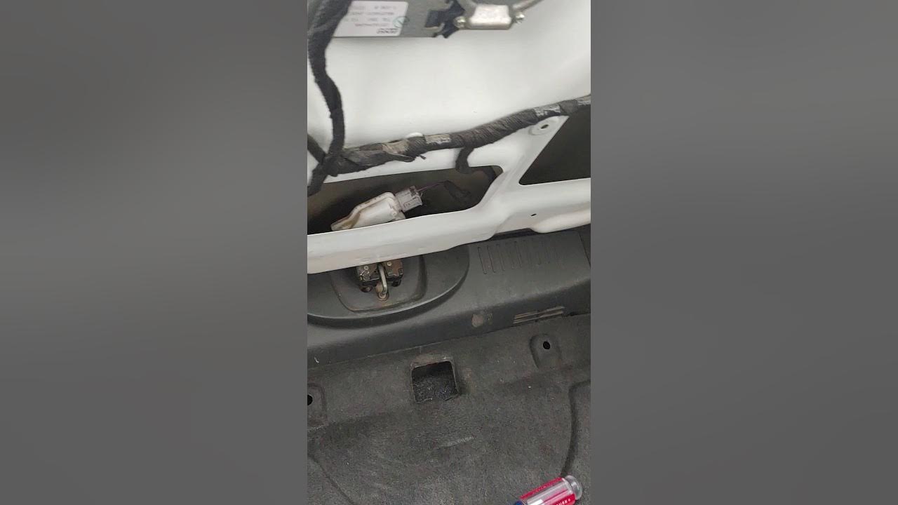 How to manually open a Trunk on a Fiat 500 YouTube