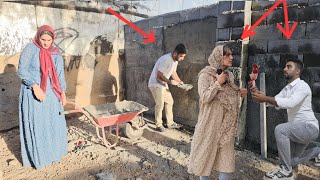 Download Lagu Creativity on the Floor and Walls: Hamida and Mehdi's Aesthetic Masterpiece MP3 Download Lagu Creativity on the Floor and Walls: Hamida and Mehdi's Aesthetic Masterpiece MP3