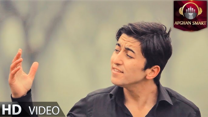 Men fohishalarni sikaman Shaffof kiyim miltillaydi