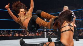 SmackDown: Mickie James vs. Michelle McCool & Layla