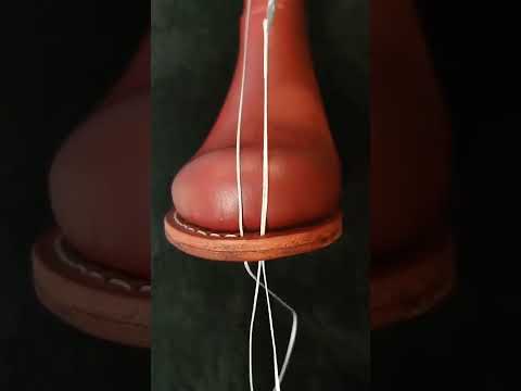 Vídeo: Como fazer conserto de sapatos DIY