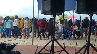 Joged party di tebing walando indah desa walando kecamatan gu kabupaten Buton tengah propinsi Sulawe