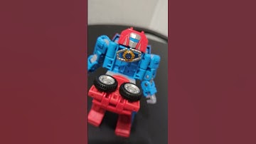 Transformers Retro G1 Gears posing! #transformers #g1transformers