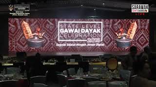 Performance Rickie Andrewson live at stage gawai