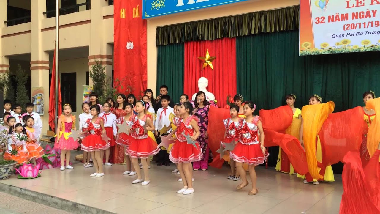 Trường tiểu học Lương Yên, Hà Nội ngày 20.11.2014