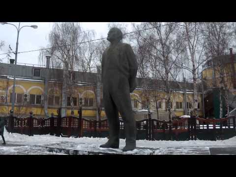 . Москва-Римская. Памятник Владимиру Ленину у метро Площадь Ильича